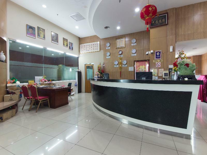 Oyo 776 Fame Hotel Seremban Exterior photo