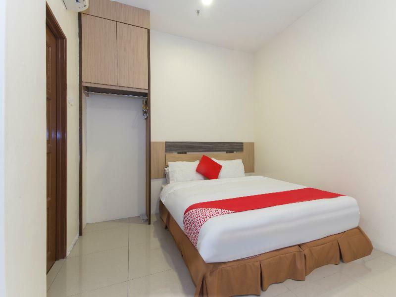 Oyo 776 Fame Hotel Seremban Exterior photo
